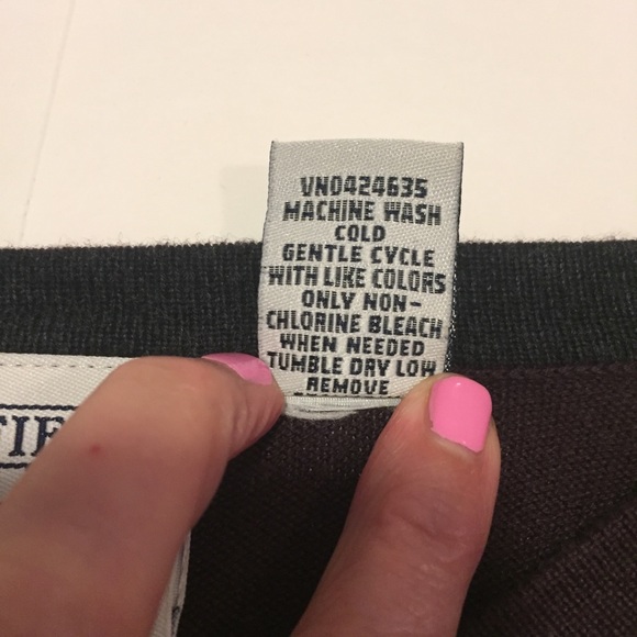 Men’s Field Gear V Neck Sweater size large - Picture 7 of 8